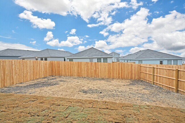 Building Photo - 350 Kayden Ct