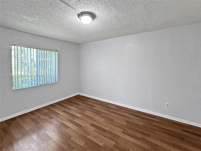Building Photo - 7604 Abbey Ln