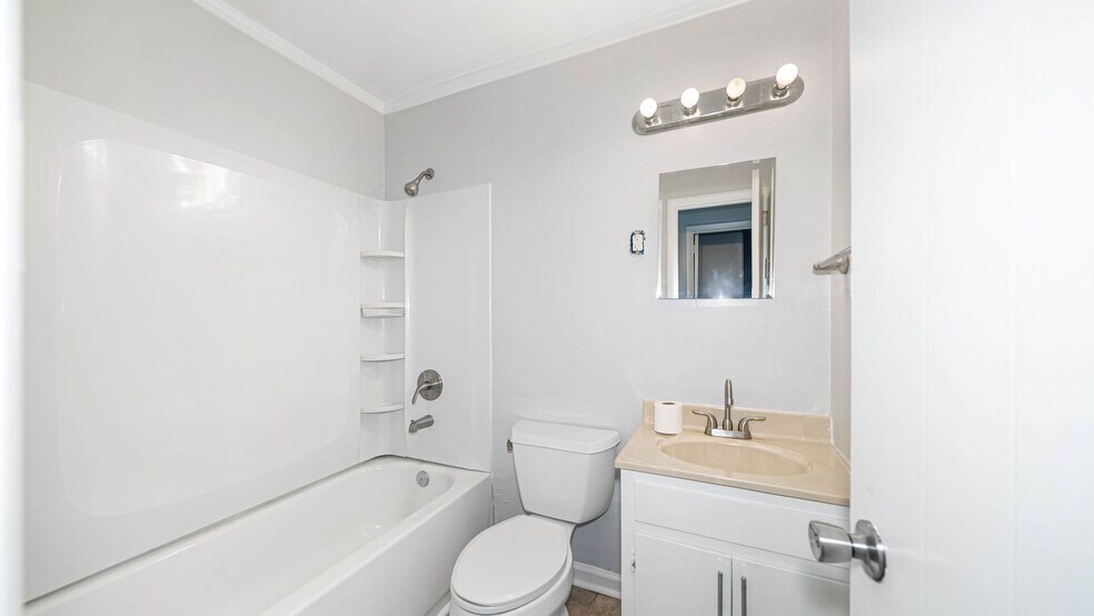 Building Photo - 2126 Evans Ave NW