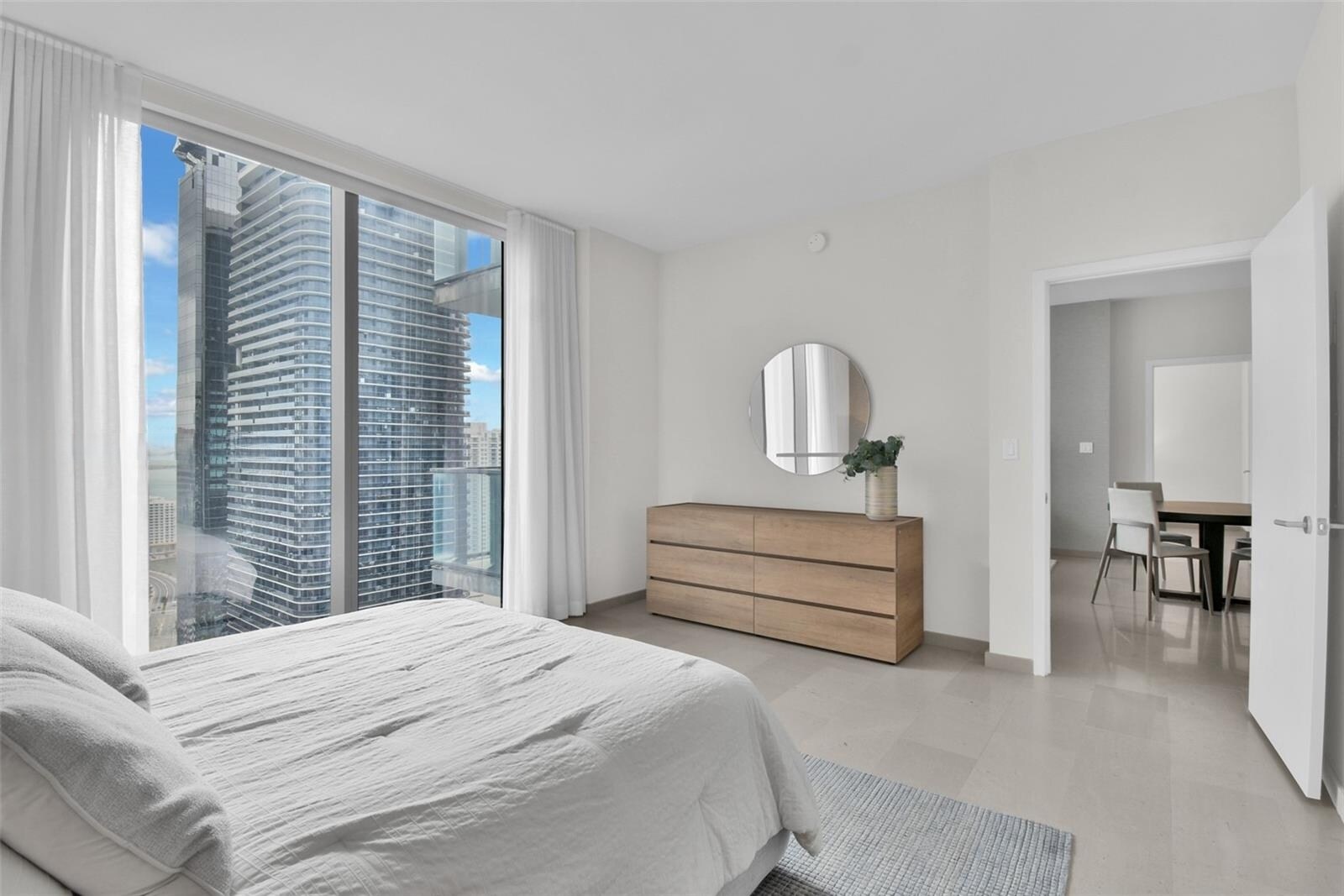 Building Photo - 88 SW 7th St