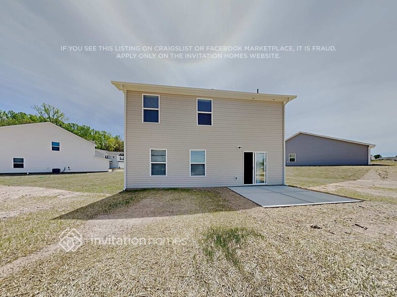Building Photo - 493 Aubrey Wds Dr