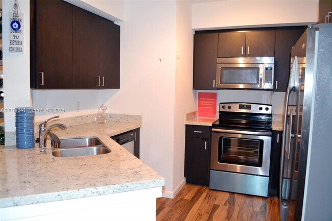 Building Photo - 1830 Radius Dr