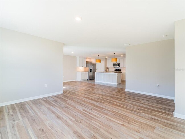 Building Photo - 13748 Wineberry Dr
