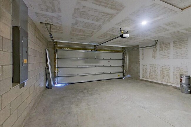 Building Photo - 4020 Garden Blvd