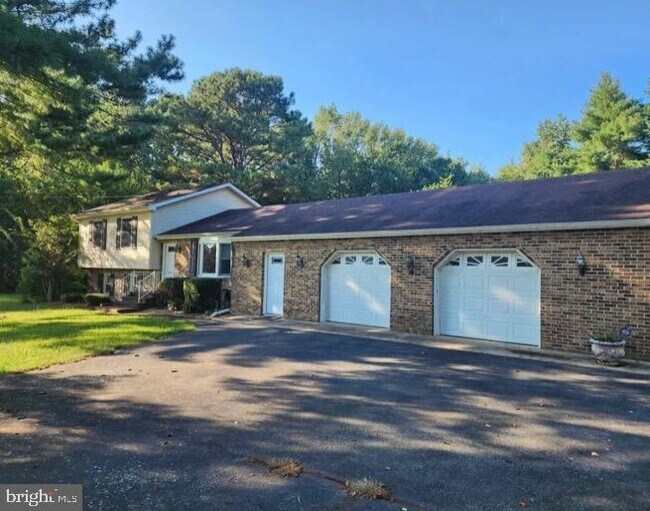 Building Photo - 3869 Midstate Rd