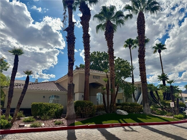 Building Photo - 1420 Red Crest Ln