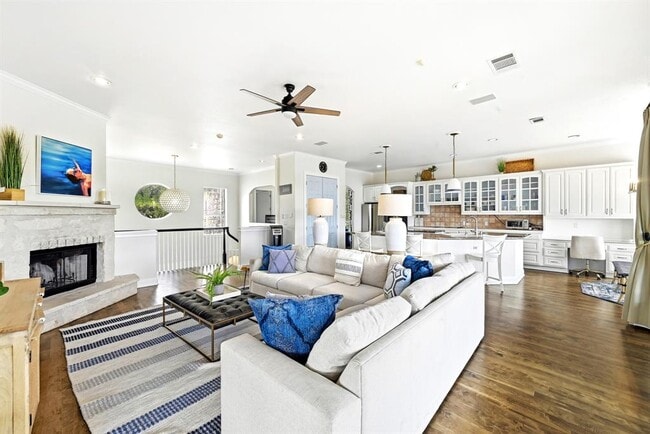 Building Photo - 17902 Crystal Cove