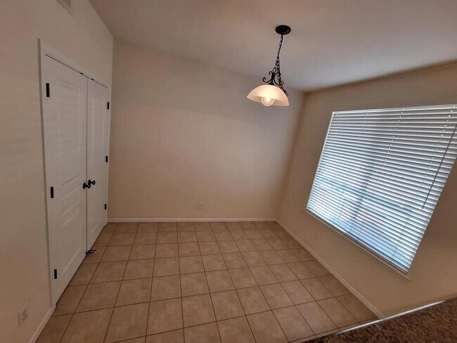 Building Photo - 2580 W El Camino Ave