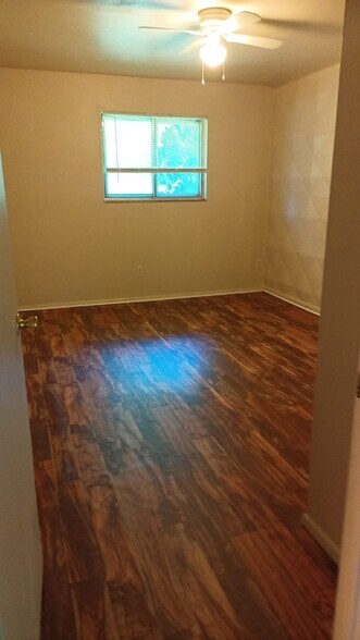 Building Photo - 2408 Williams Creek Rd