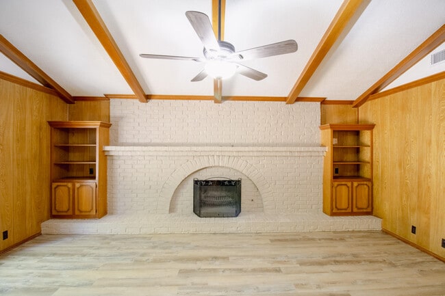 Building Photo - 5113 71st St