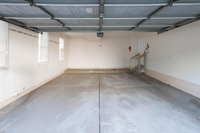 Building Photo - 49301 Quail Run Ct