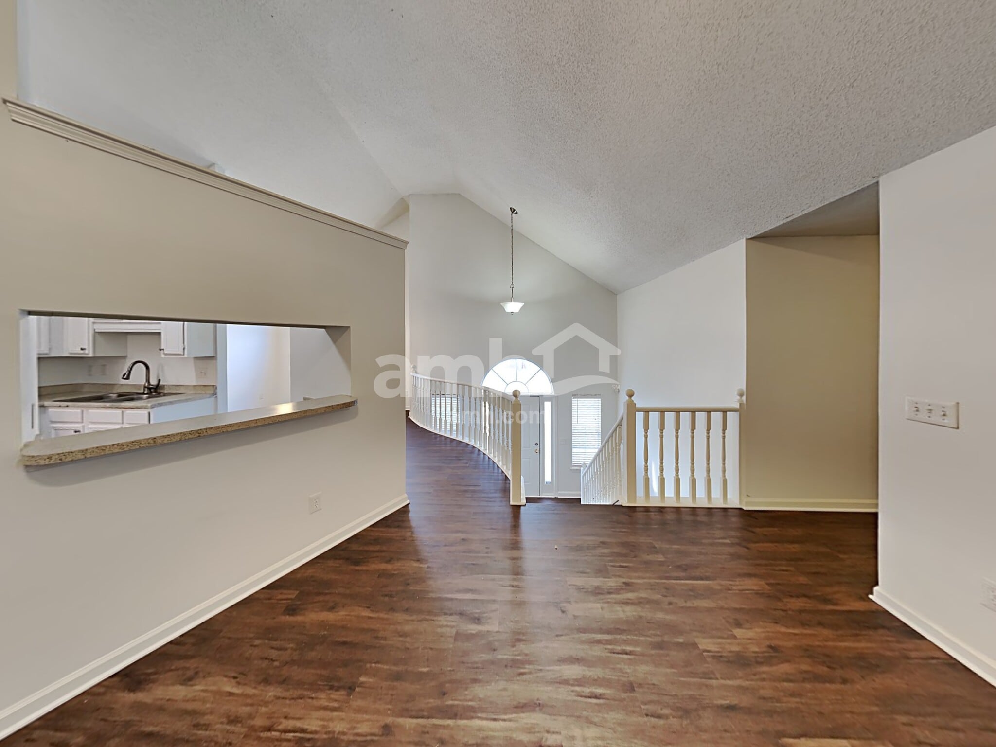Building Photo - 652 Settlers Ridge Ln