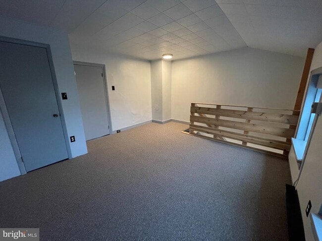 Building Photo - 105 Spring Garden St