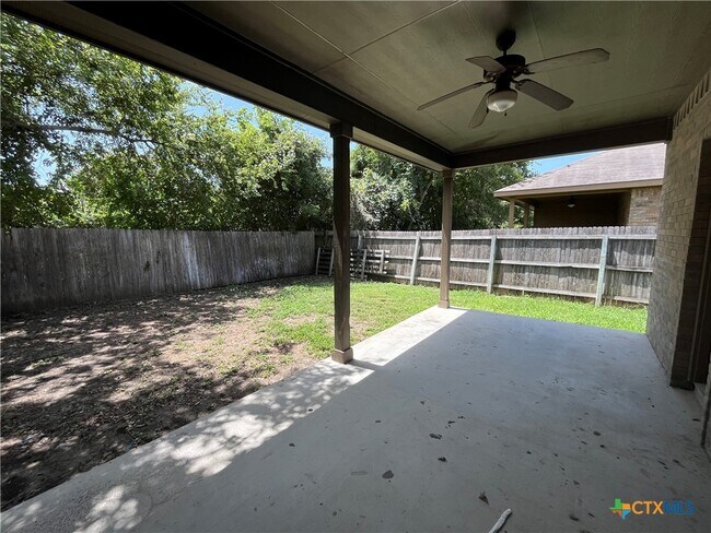 Building Photo - 268 Rosalie Dr