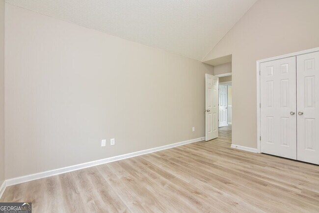 Building Photo - 3547 Spring Shoals