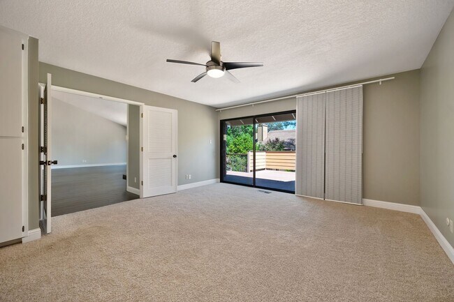 Building Photo - South Auburn Gem! Stylish 2BR Townhome in Quiet, Neighborhood