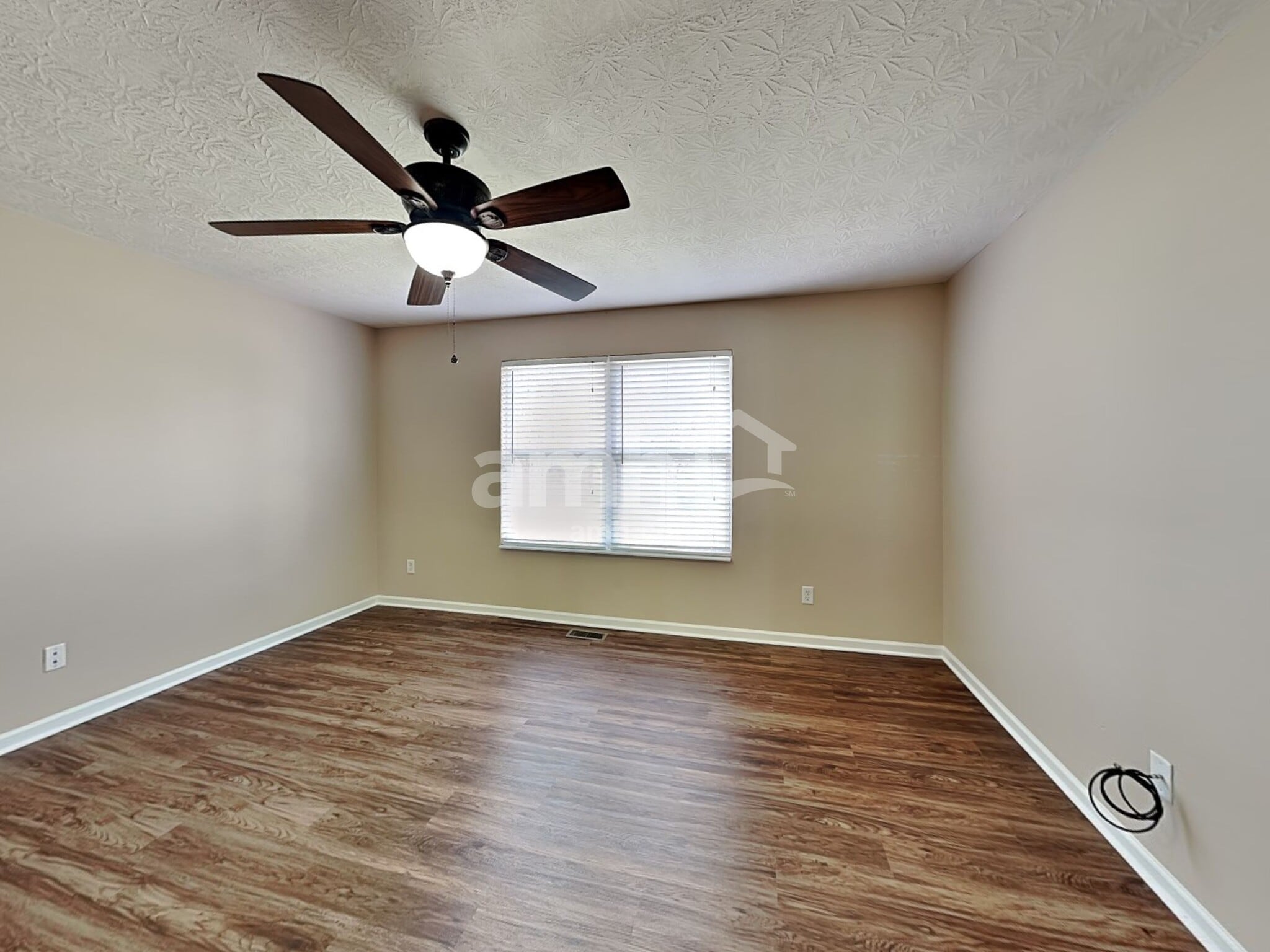 Building Photo - 300 Water Ridge Ct