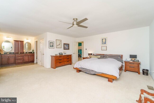 Building Photo - 6224 Capella Ave