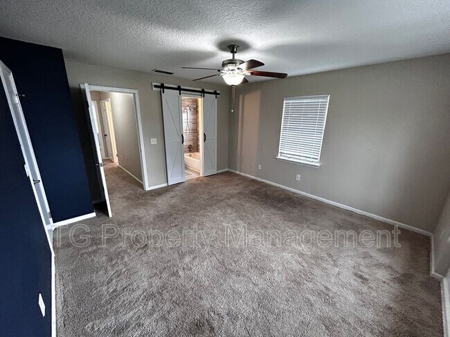 Building Photo - 430 Trout River Dr