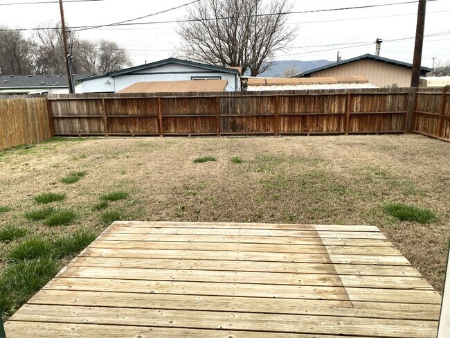 Building Photo - Second-Level Living