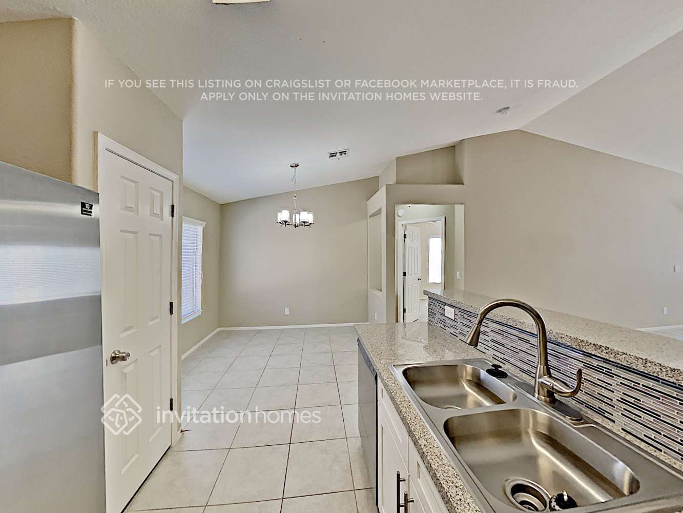 Building Photo - 9159 W Deanna Dr