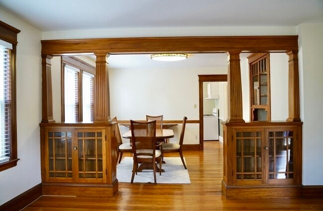 Building Photo - 36 Ackers Ave