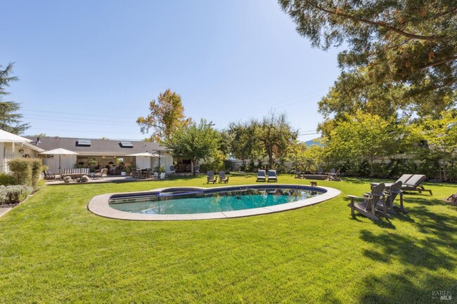 Building Photo - 760 Zinfandel Ln