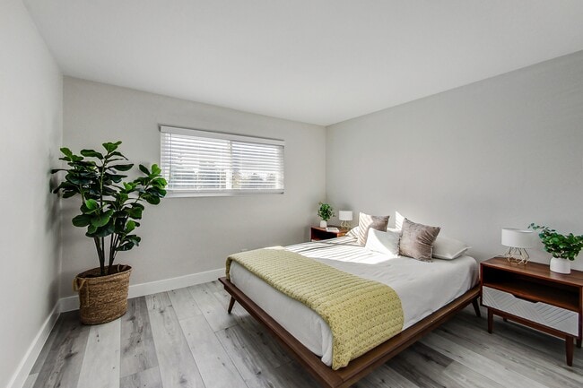 Floorplan - Niles Station