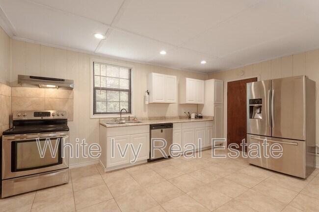 Building Photo - 4640 FM1374