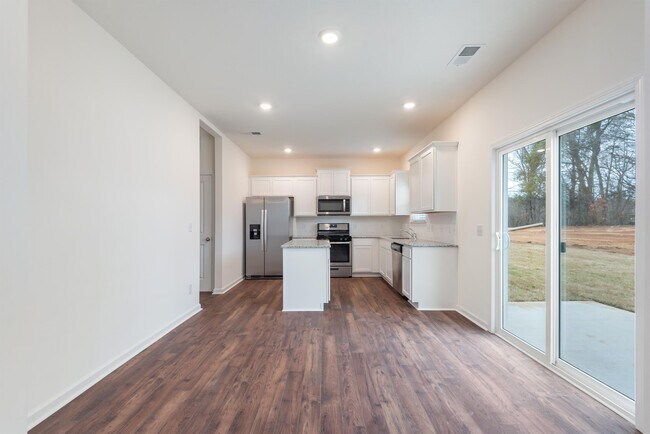 Building Photo - 4734 Willow Bluff Cir