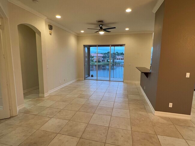 Living Room - 7060 San Lorenzo Ct