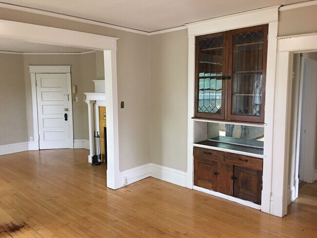 Building Photo - Castle Building