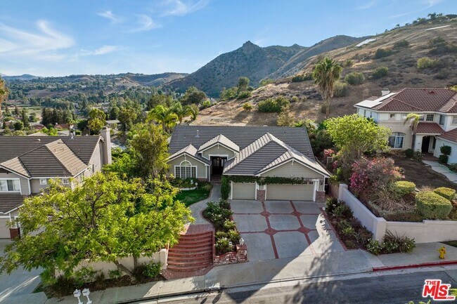 Building Photo - 24534 Stonegate Dr