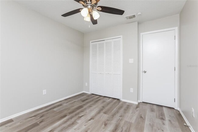Building Photo - 1815 Prairie Lake Blvd