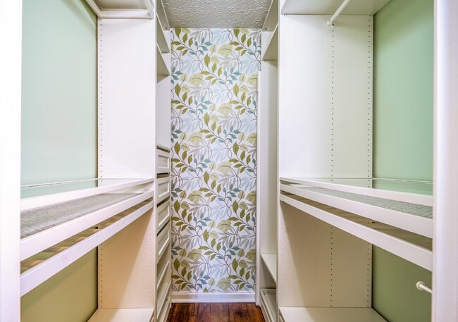 Building Photo - Updated two-bedroom, two-bathroom condo in...