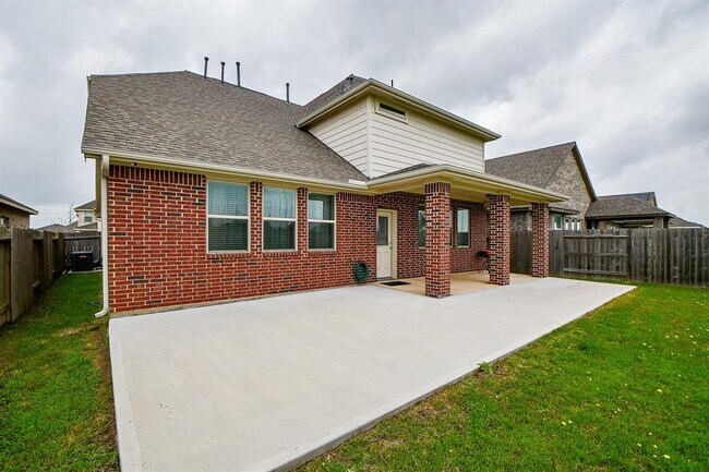 Building Photo - 2707 Dry Creek Dr