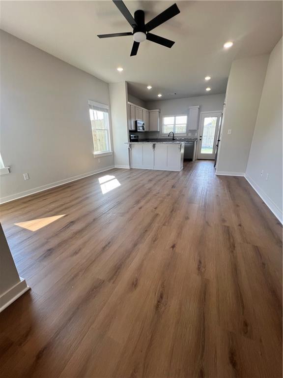 Building Photo - 620 Cosmos St
