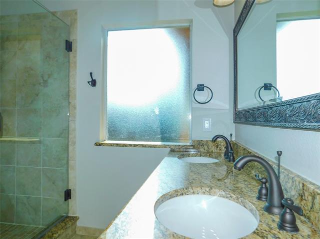 Building Photo - 4605 Dogwood Dr