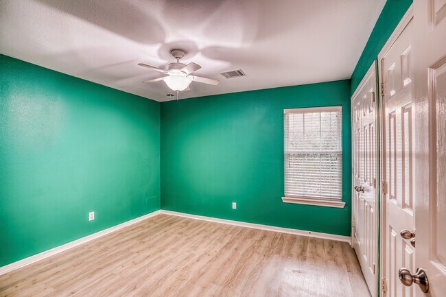 Building Photo - 2309 San Augustine Ln