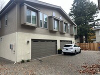 Building Photo - University View Townhomes