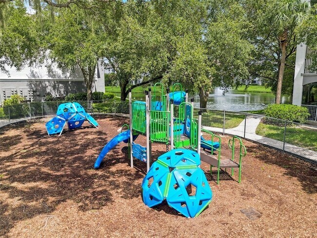 Building Photo - 5511 Legacy Crescent Pl