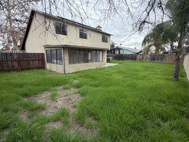 Building Photo - 29639 Greenhill Dr