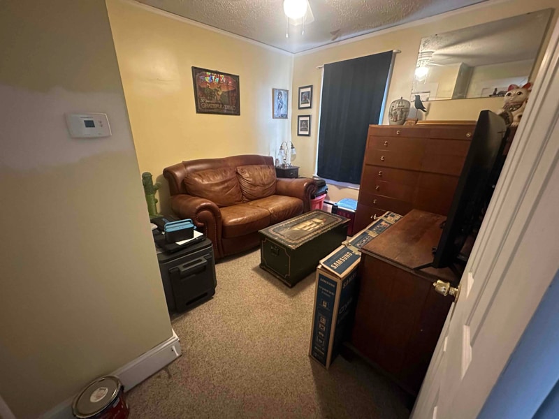 Building Photo - 50 Westbury Park Rd