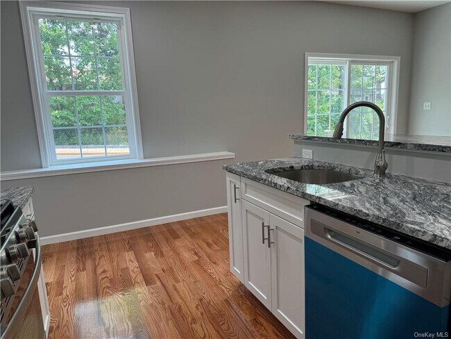 Building Photo - 16 Pinto Rd