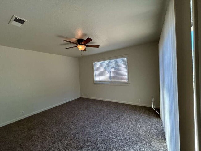 Building Photo - 2213 N Cirby Way