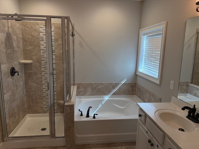 Building Photo - 1611 Edgewood Dr