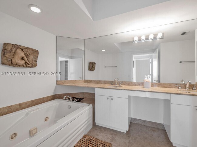 Building Photo - 4779 Collins Ave
