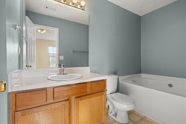 Building Photo - 5583 Windfall Ln