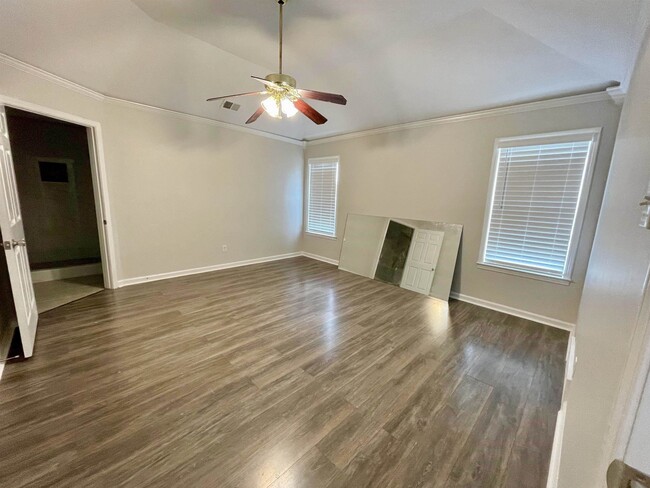 Building Photo - 3162 Wishing Star Cove