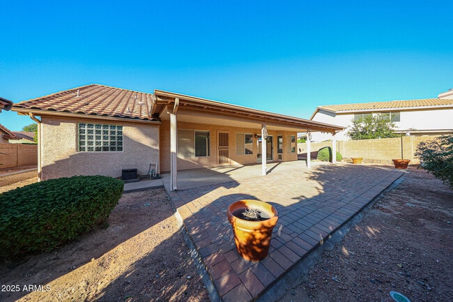 Building Photo - 8963 E Floriade Dr